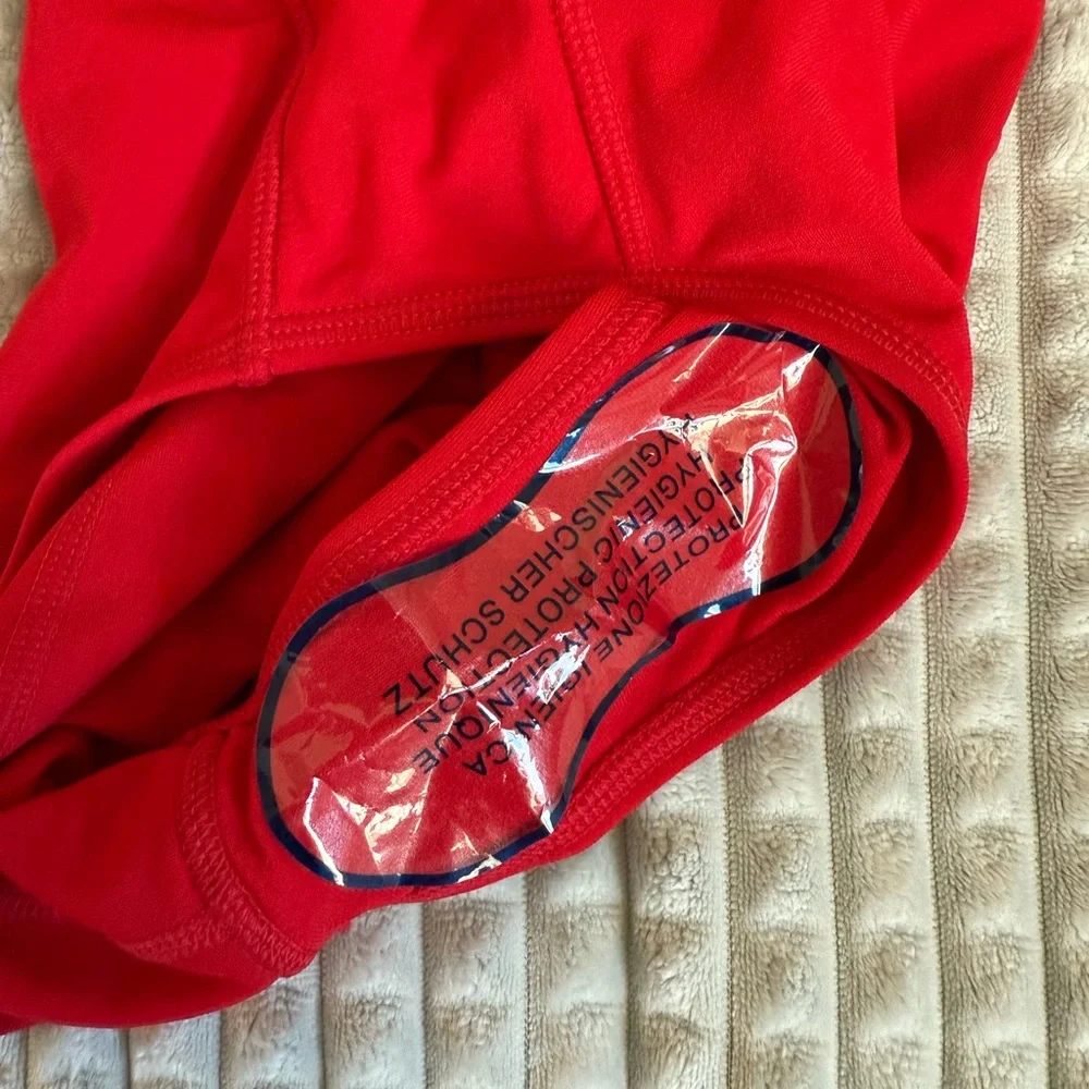 Arena Women's Solid Water Polo Suit - Picture 4 of 6